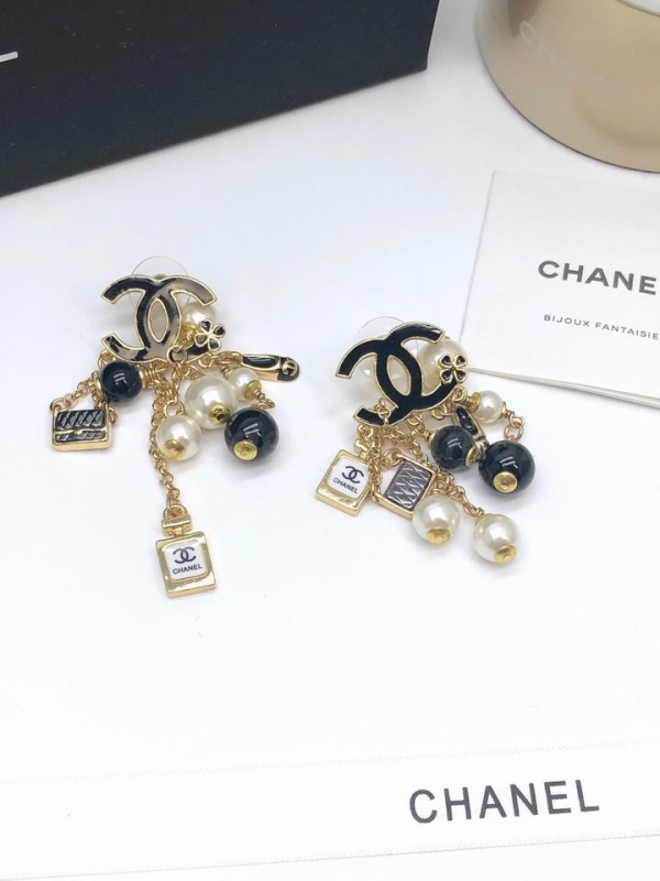 Chanel Earrings 80